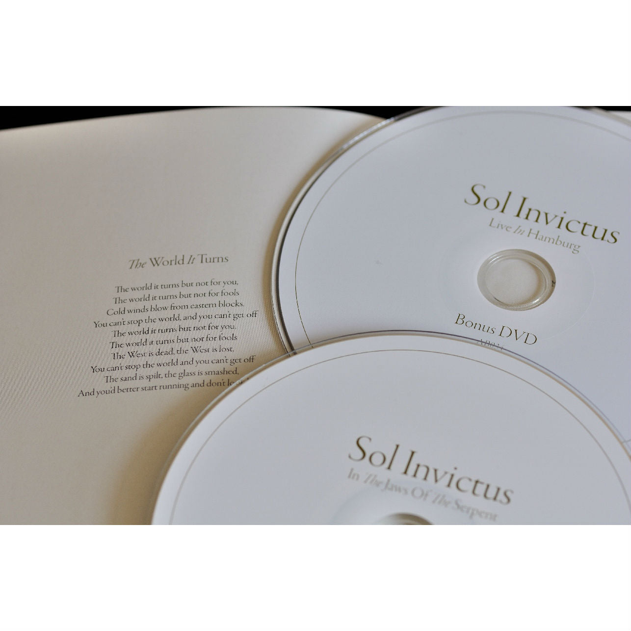Sol Invictus - In the Jaws of the Serpent (CD+DVD Digipak)