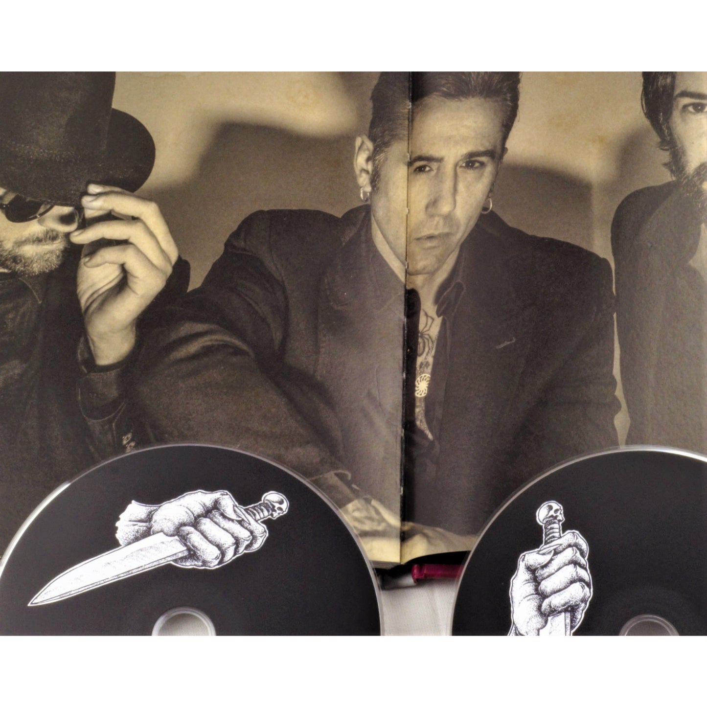 Spiritual Front – Amour Braque (Artbook 2-CD)