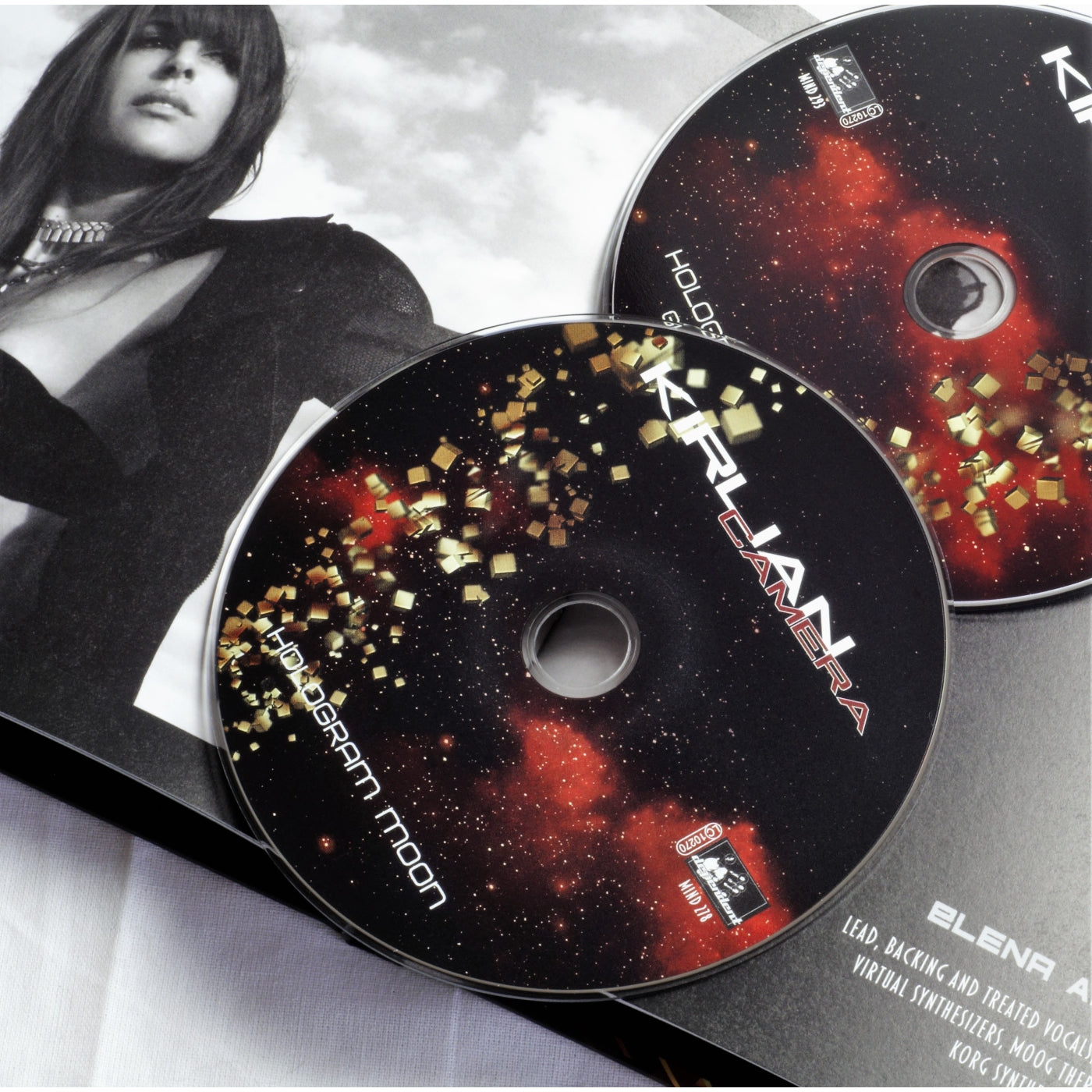 Kirlian Camera - Hologram Moon (Artbook - Book 2-CD)