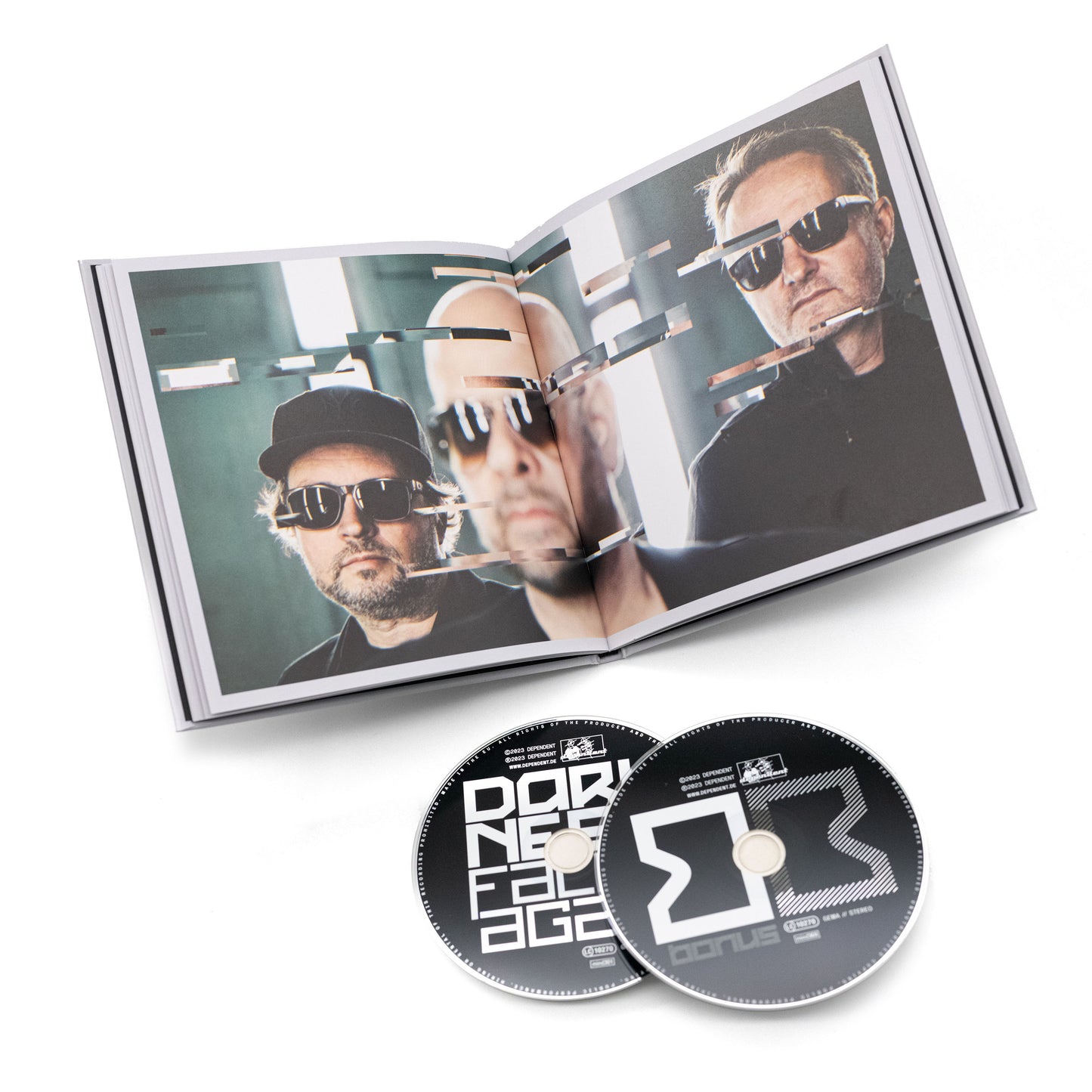 Beborn Beton - La oscuridad vuelve a caer (Libro de arte, 2 CD)