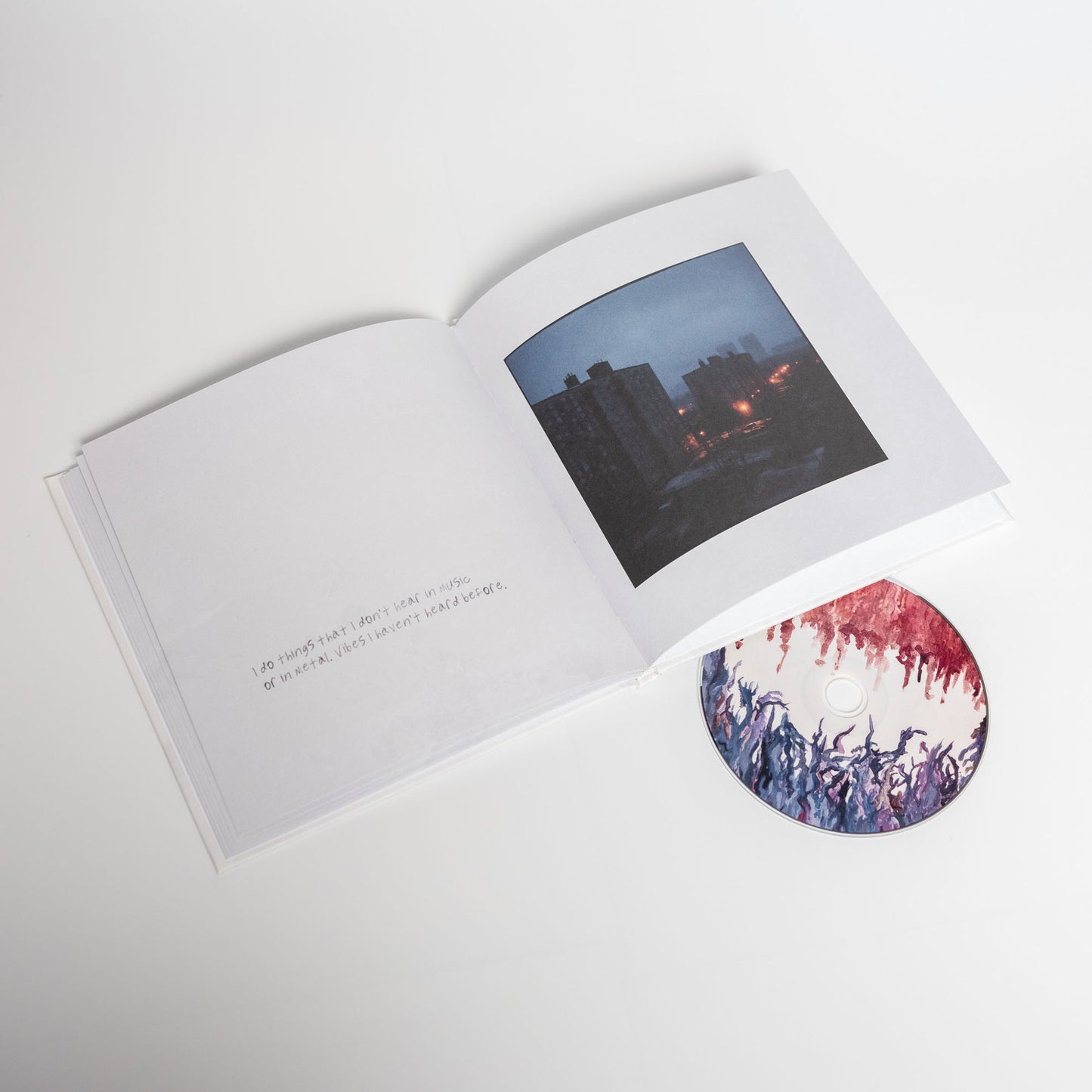 Xasthur – Disharmonic Variations (Artbook – Buch-CD)