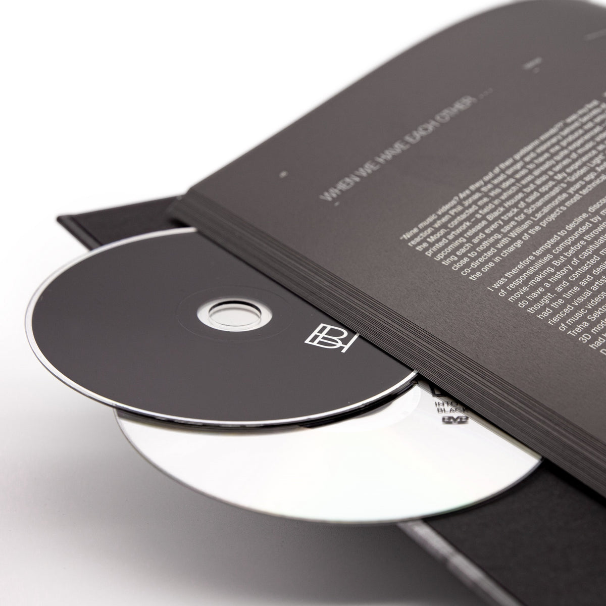 Secrets Of The Moon – Black House (Artbook CD+DVD)