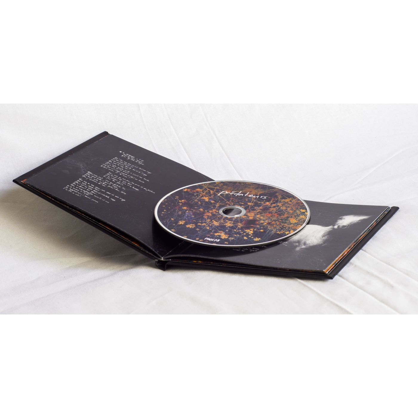 Les Discrets - Prédateurs (CD Digibook)