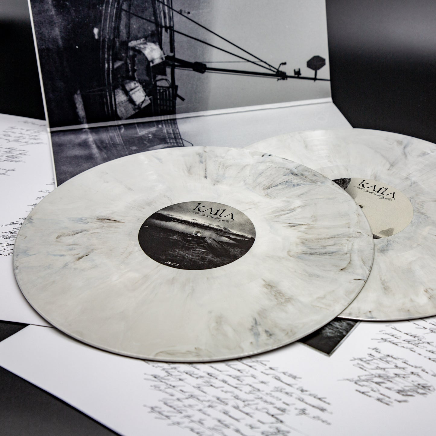 Katla - Allt þetta Helvítis Myrkur (Boxset / Bundle - Complete Box - White/Black Marble)