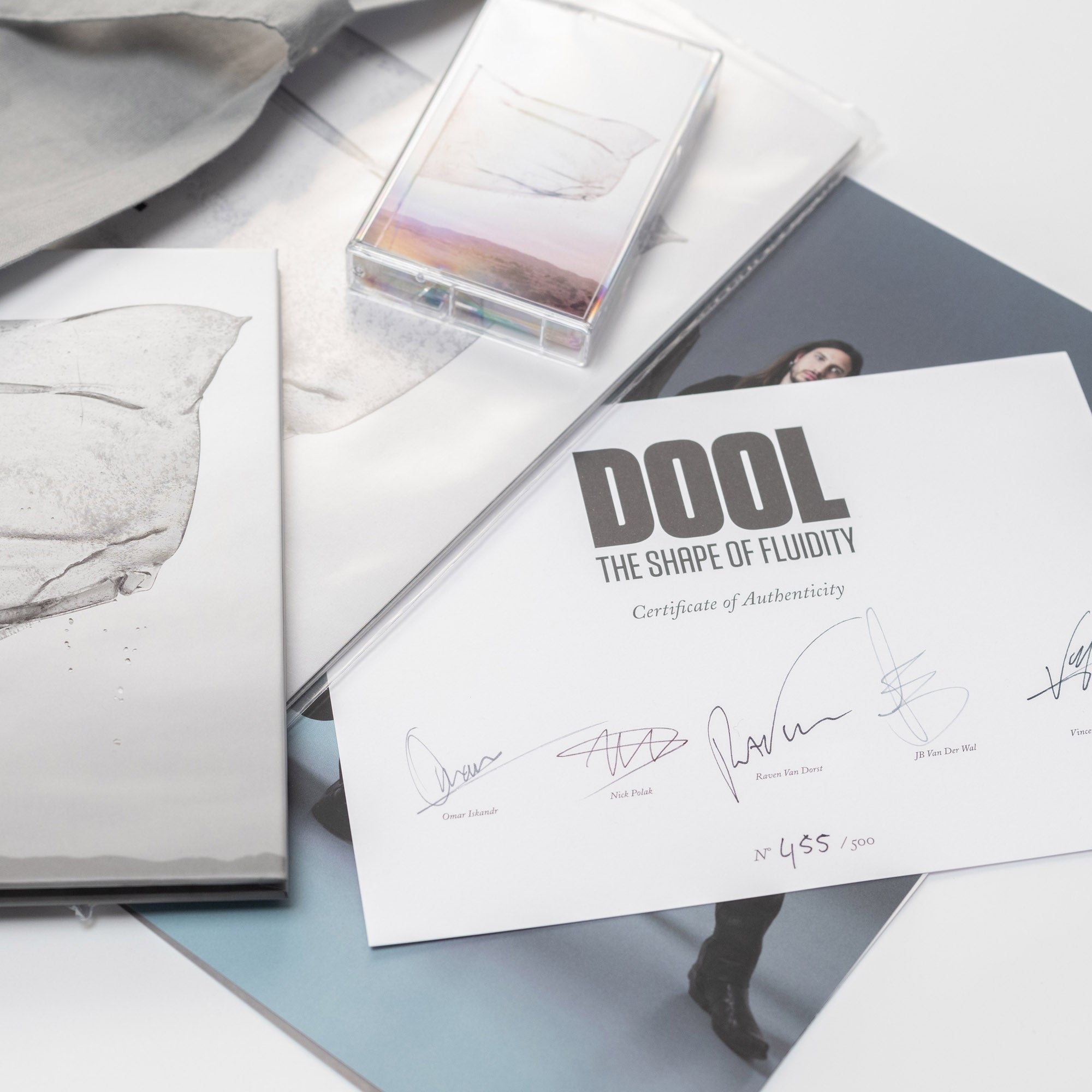 Dool - La forma de la fluidez (Caja/Paquete - Mármol transparente/negro)