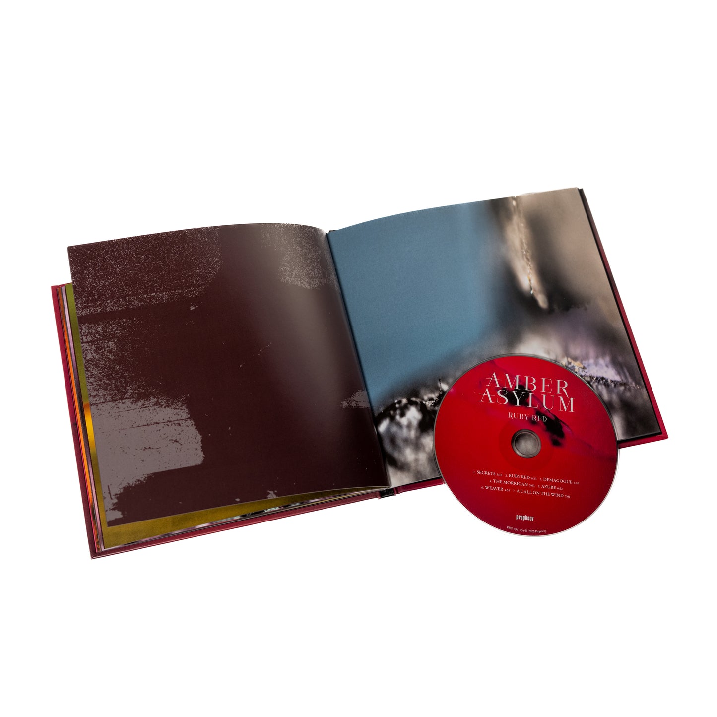 Amber Asylum – Ruby Red (Artbook-CD)